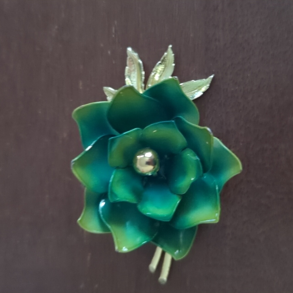 Coro Green enamel Floral brooch